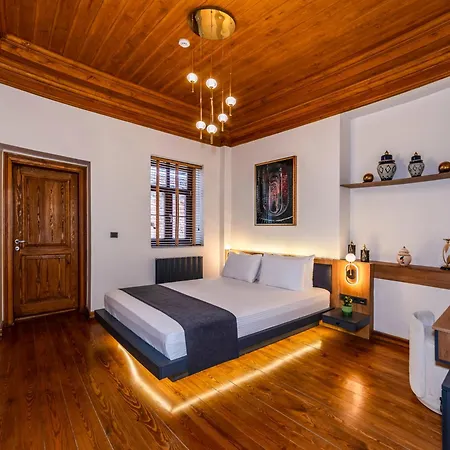 Elmina Beyoglu 3*